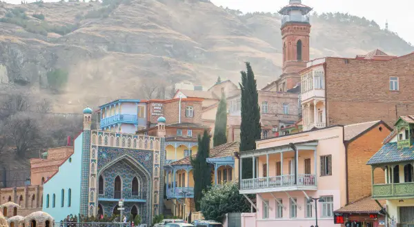 Niezapomniane atrakcje Tbilisi, które musisz zobaczyć podczas wizyty