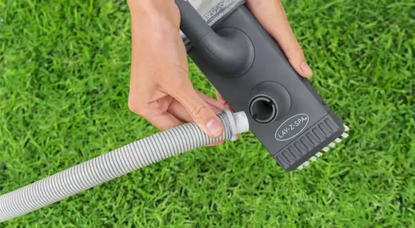 Najlepszy odkurzacz podwodny do spa Bestway - porównanie modeli i opinie